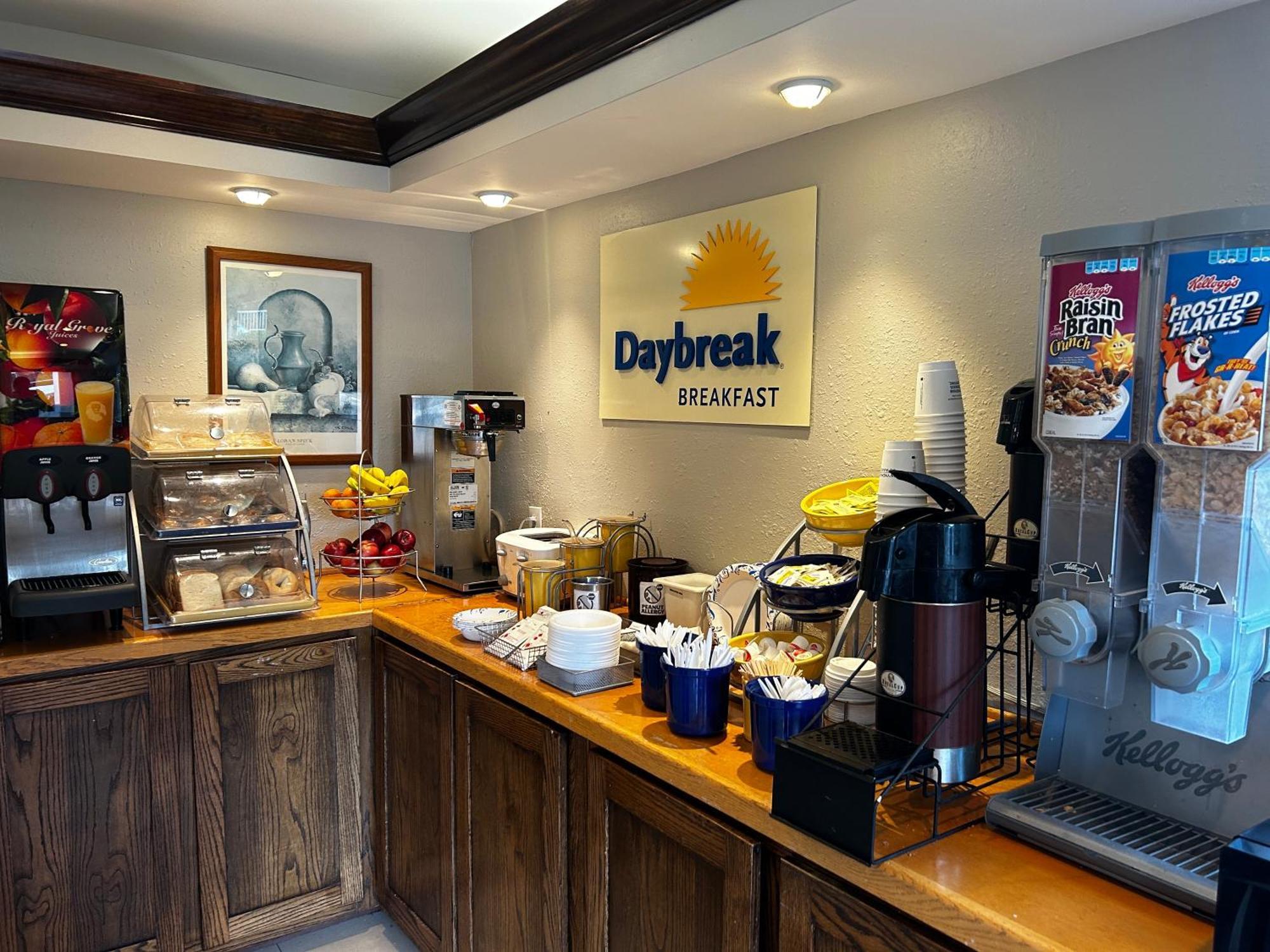 Days Inn By Wyndham Dahlonega University Area Exterior foto